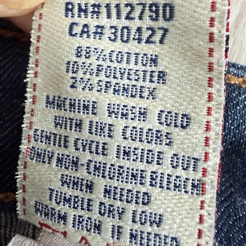 True Religion Billy Jeans Size 26 Low Rise Bootcut Distressed Women EUC - Picture 9 of 16